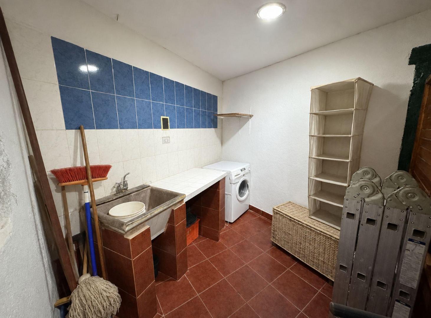 Foto de Casa con 2 cabañas y pileta en 6.400 m², imagen 5
