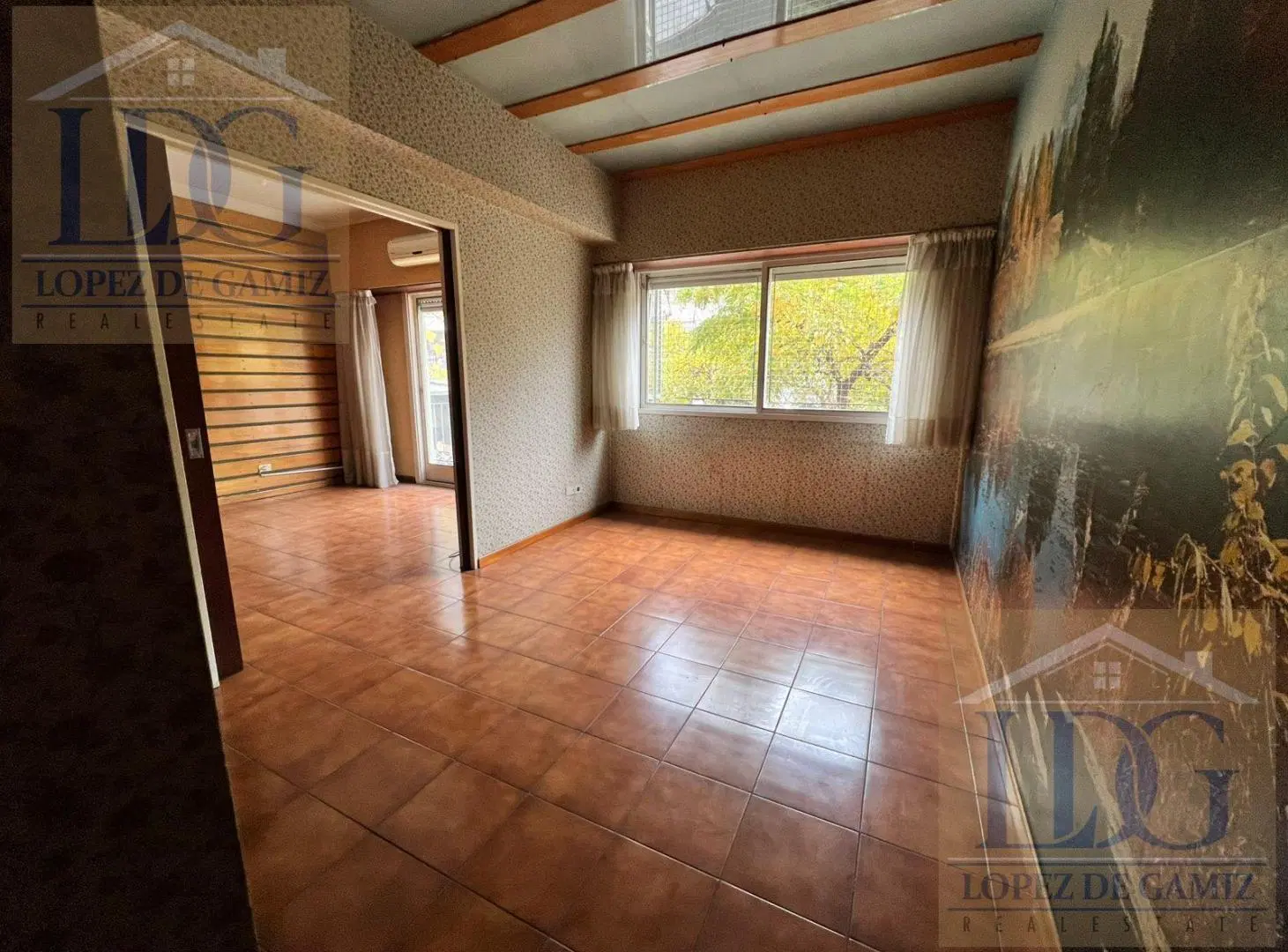 DEPARTAMENTO 1° PISO DUPLEX 4 COCHERAS 3