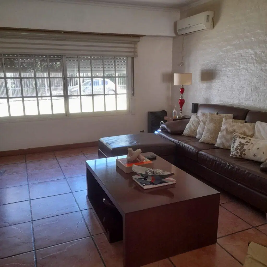 CASA TIPO CHALET 4 AMB BARRIO LA DOLLY, BRANDSEN 3