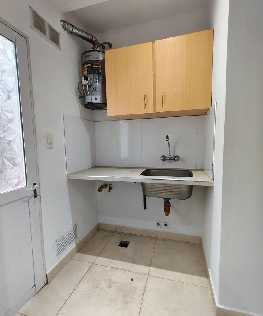 Foto de Departamento 3 ambientes con patio en el Jagüel, imagen 4