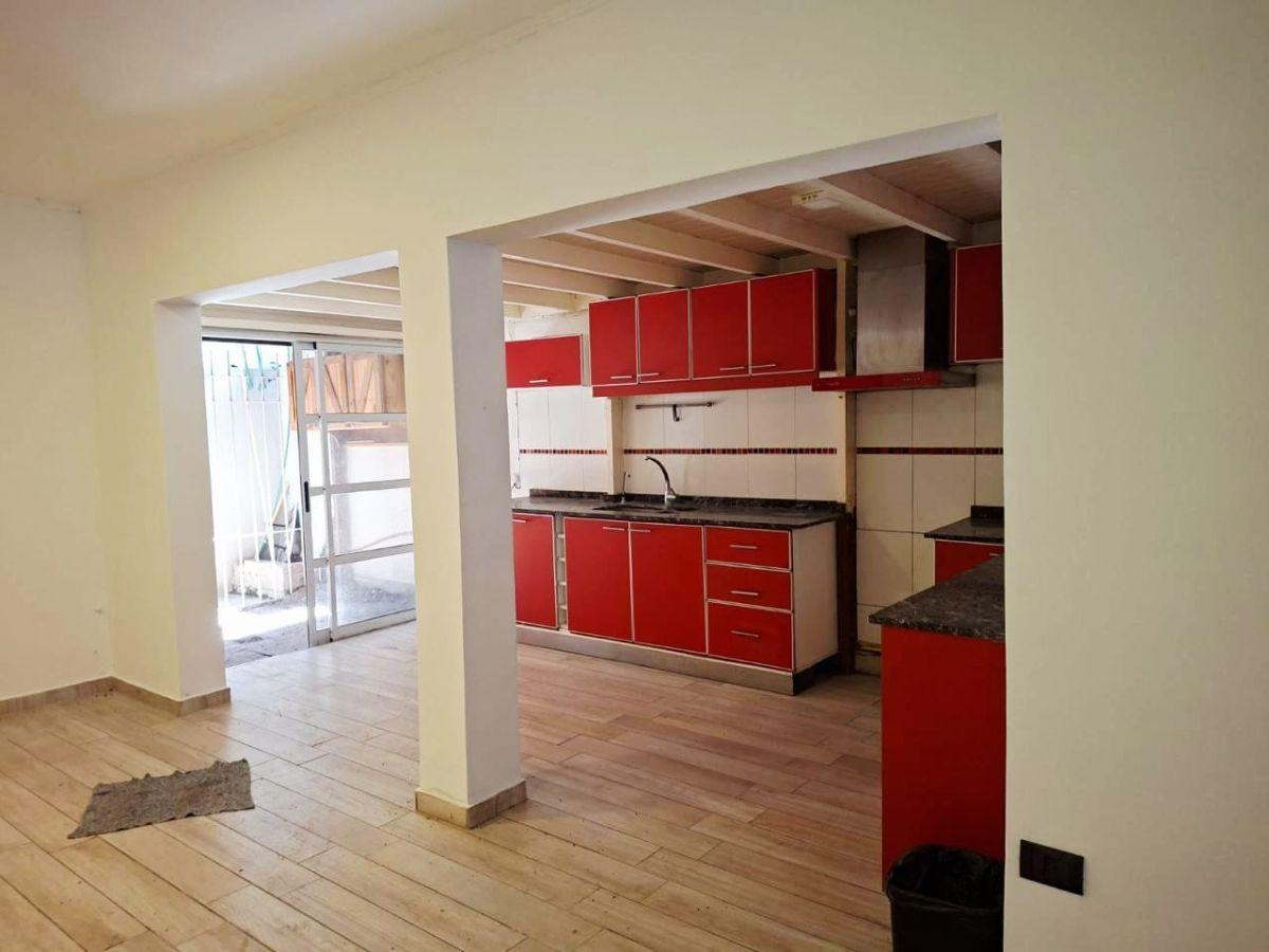 Foto de CASA EN VENTA 5 AMBIENTES QUINCHO PARRILLA Y PILETA APTA CREDITO EN GLEW, imagen 4