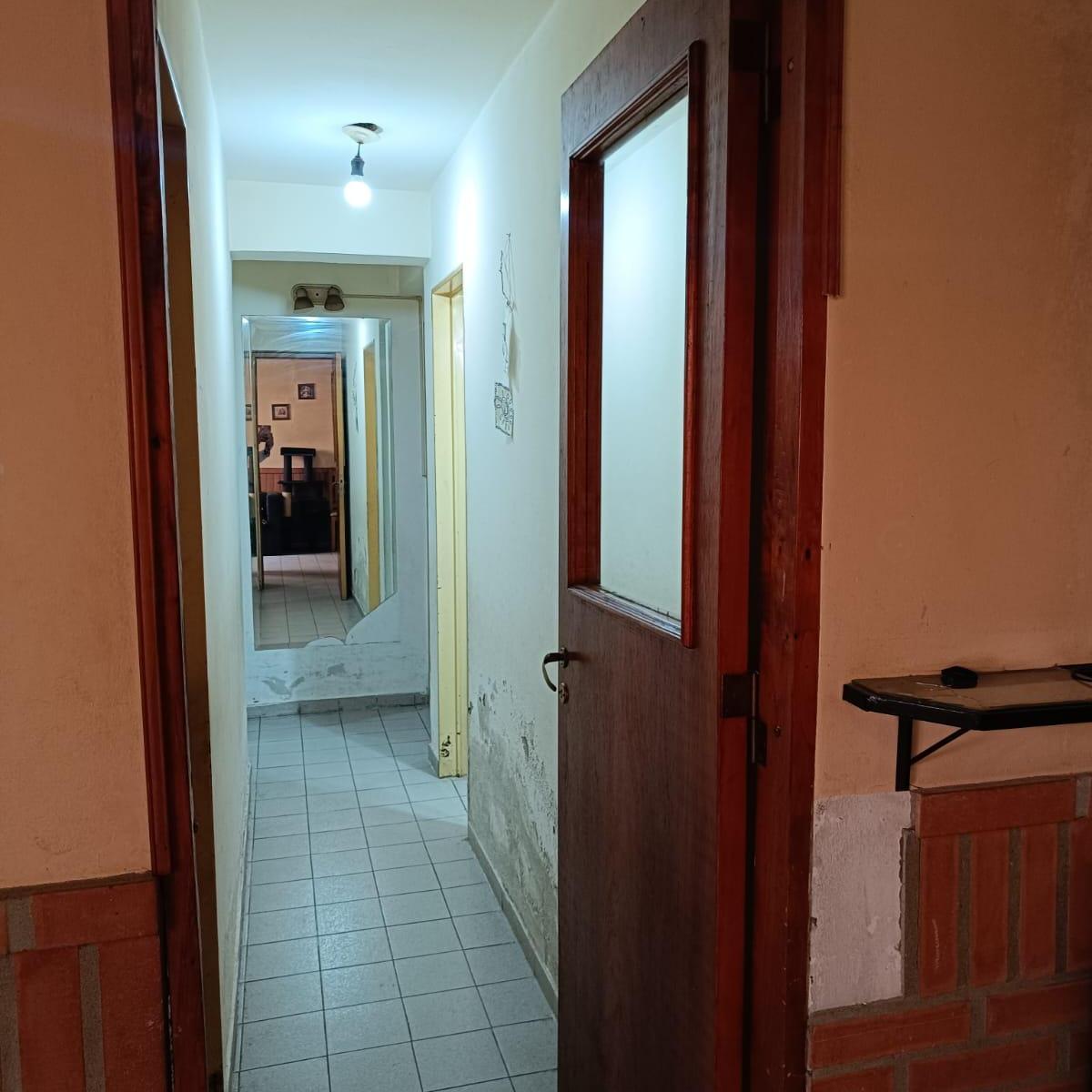 En Venta Departamento Barrio San Martin, Ipv, Compl. Cerrado 3 Dorm. 1