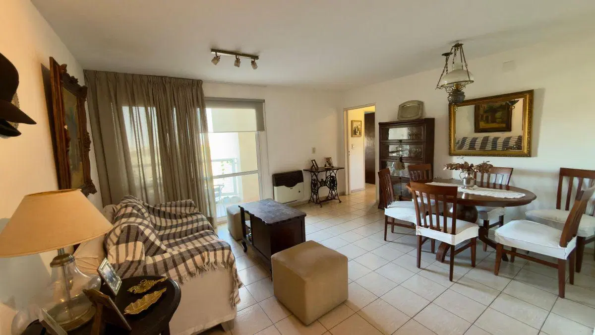 VENTA Departamento de 3 dormitorios en COMPLEJO BALCONES DEL CHATEAU 2