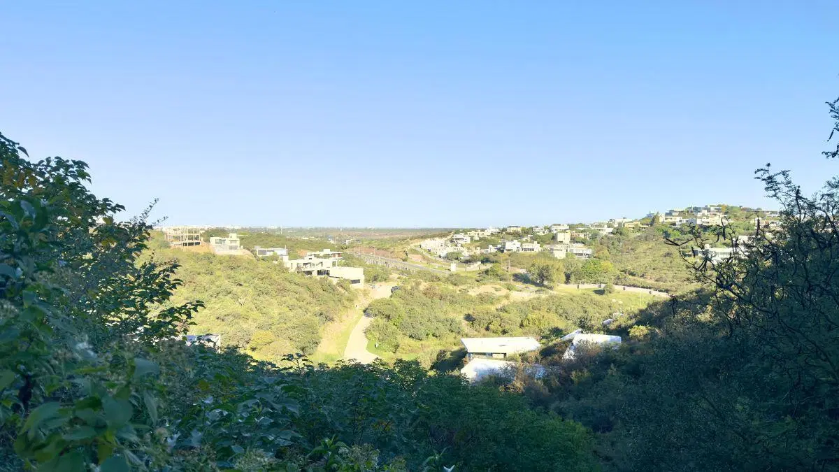 ¡¡OPORTUNIDAD!! EXCELENTE LOTE EN COUNTRY LA DESEADA 3