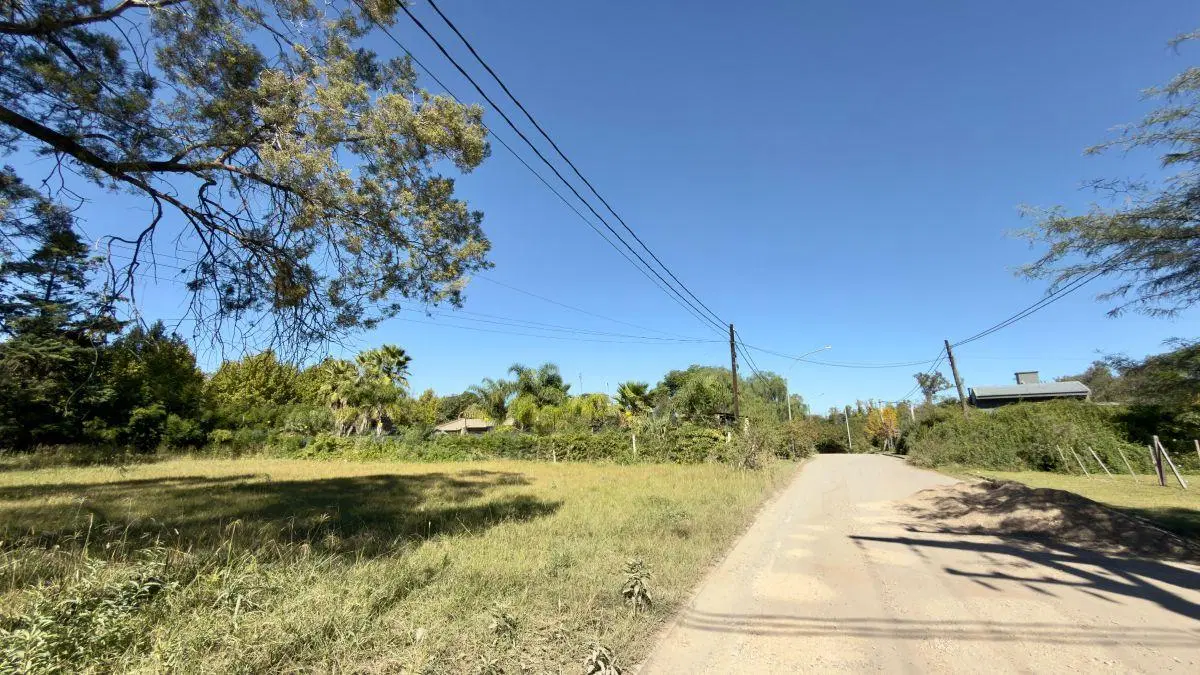 ¡OPORTUNIDAD PARA INVERSORES, LOTE en Villa Rivera Indarte Apto 6 Dúplex! 2