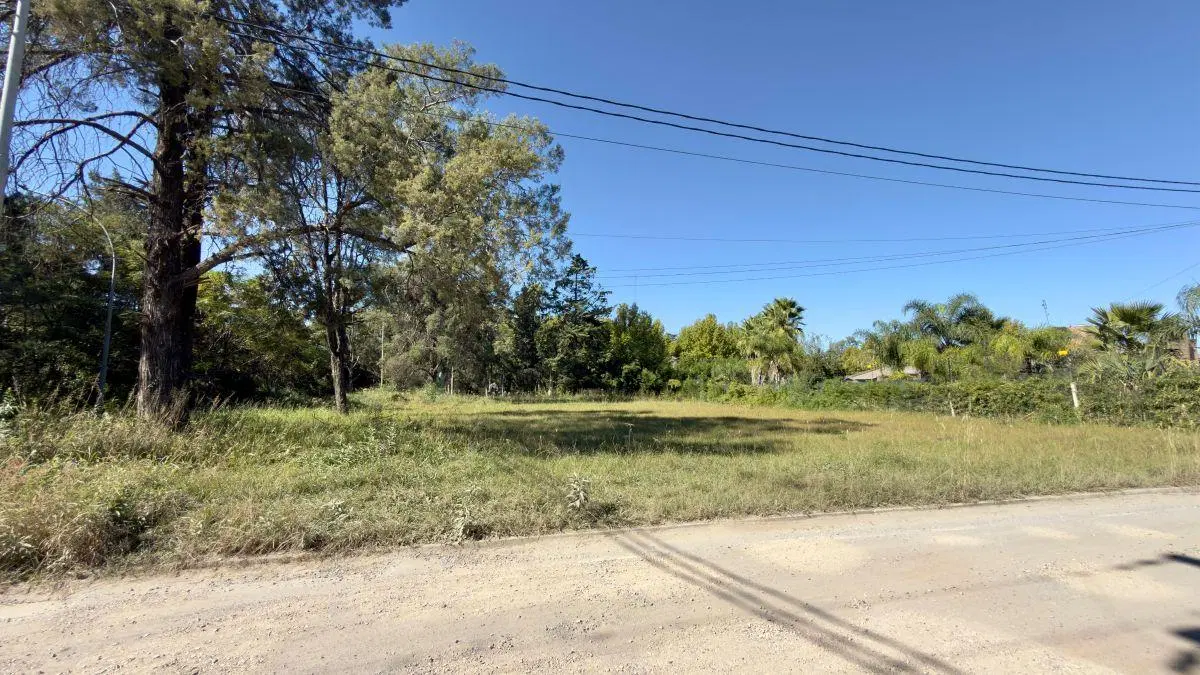 ¡OPORTUNIDAD PARA INVERSORES, LOTE en Villa Rivera Indarte Apto 6 Dúplex! 5