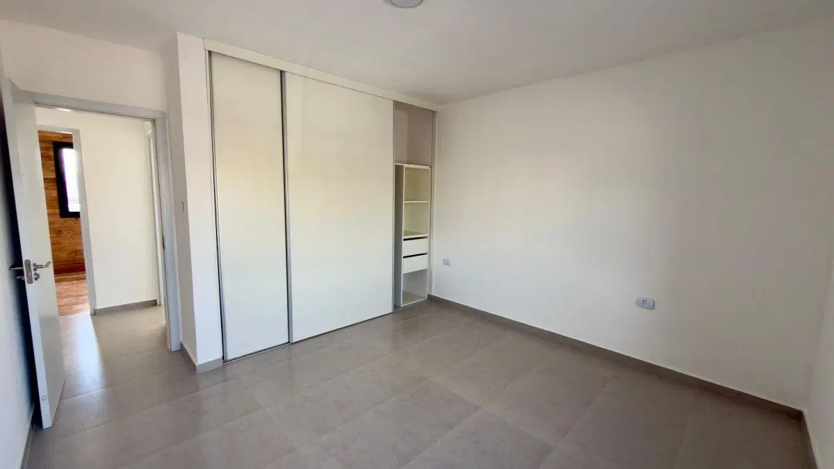 ¡¡OPORTUNIDAD!! - VENTA Dúplex 2 Dorm. en Docta Boulevard 4