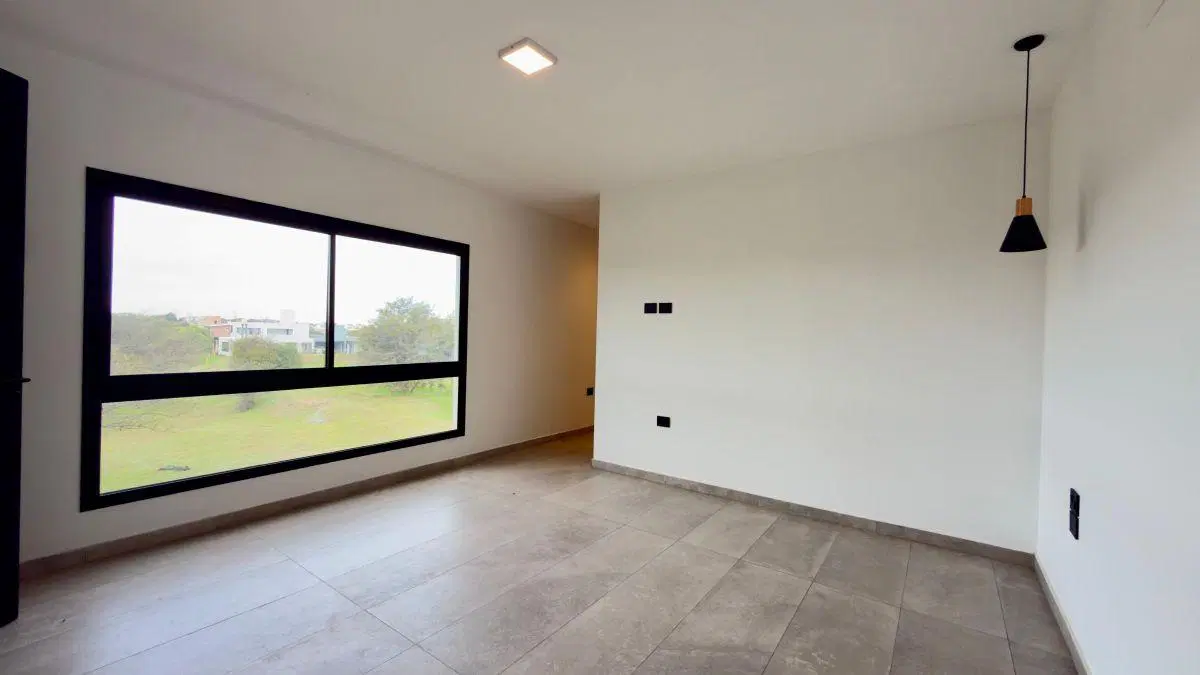 EN VENTA EXCLUSIVA CASA EN LAS CAÑITAS BARRIO PRIVADO – MALAGUEÑO, 3 Dorm. con fondo a espacio verde 3
