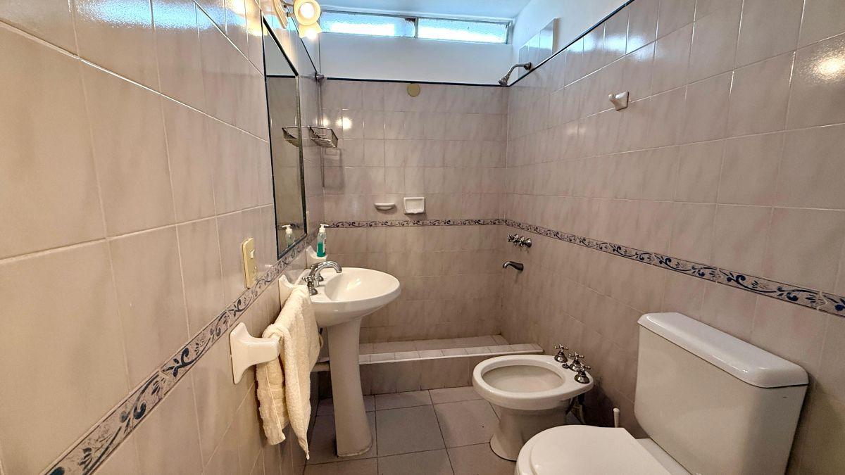Foto de VENTA - Casa de una planta de 2 Dormitorios + Escritorio en la mejor, imagen 3
