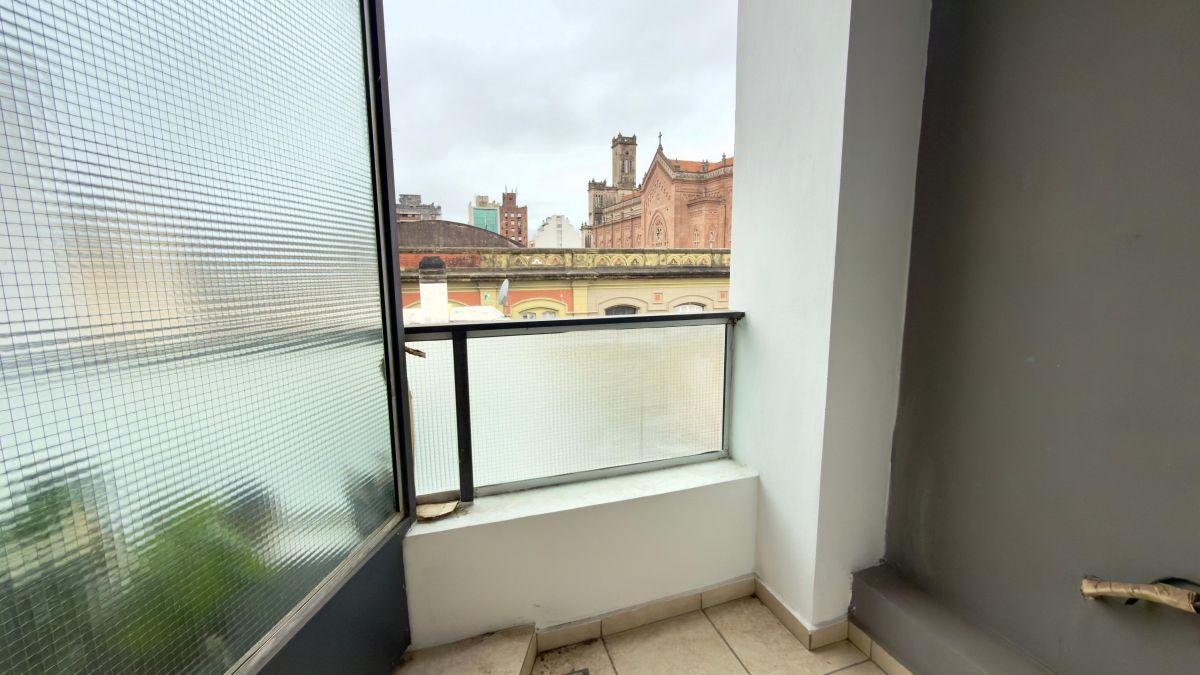 Foto de ALQUILER – EXCELENTE DPTO. EN ALBERDI 1 DORM. 1 BAÑO. C/Amenities, imagen 5