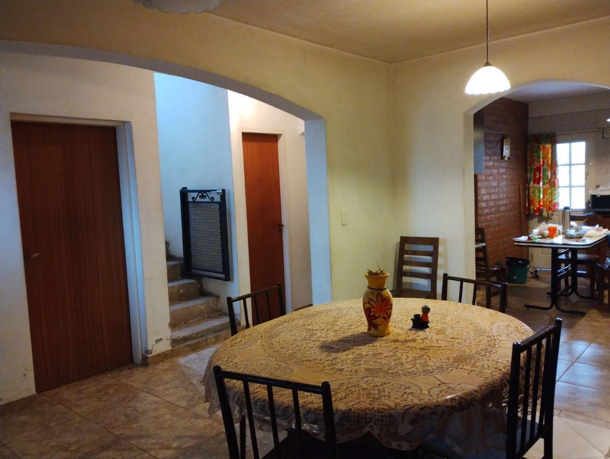 Foto de Casa con 4 habitaciones en venta, en Las Chacras - J. Koslay, imagen 3