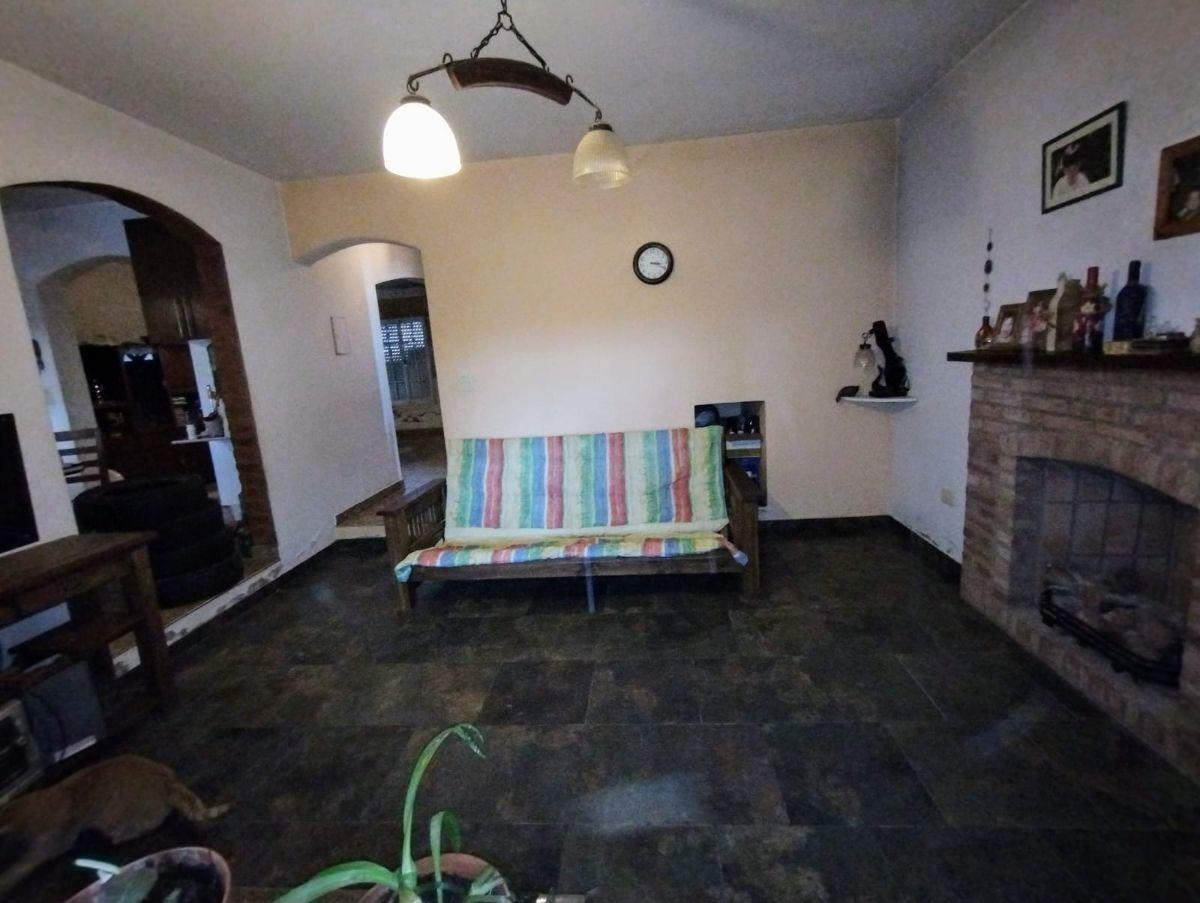Foto de Casa con 4 habitaciones en venta, en Las Chacras - J. Koslay, imagen 5