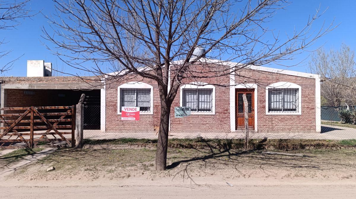 Foto de Venta CASA en J. KOSLAY - Praderas, imagen 2
