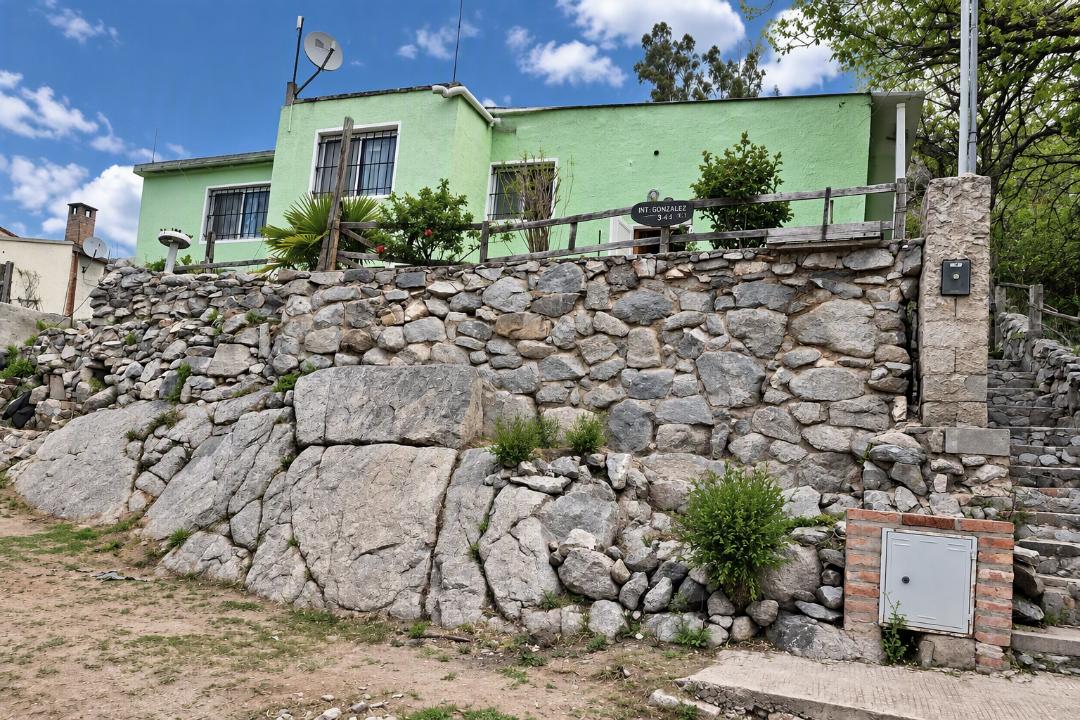 Foto de Venta de Casa en El Volcán, San Luis – Entorno Natural y Gran Potencial, imagen 1