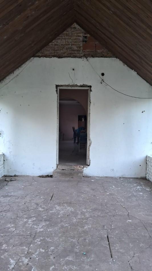 Propiedad a Refaccionar con Tres Dorm., Santo Tome 5