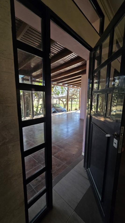 Casa de Tres Dorm. y Piscina, Arroyo Leyes 4