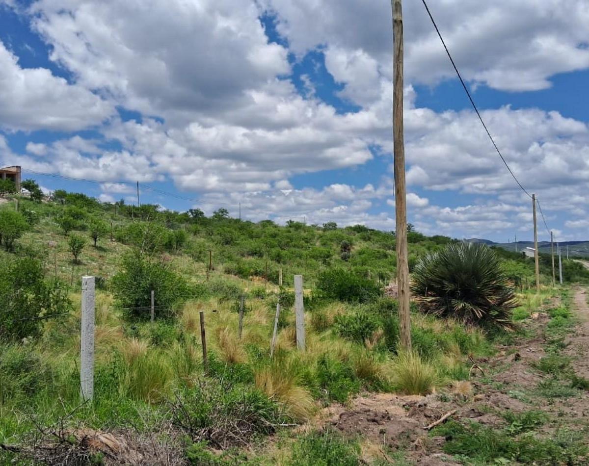 Lote en Jardin Los Cocos, Cordoba 4