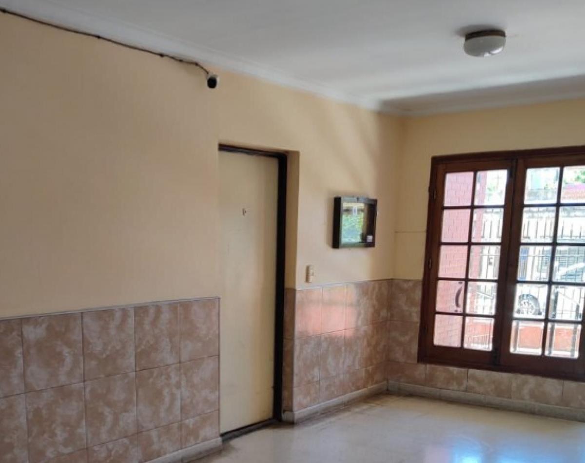 Departamento con Cochera en Barrio Roma, Santa Fe 5