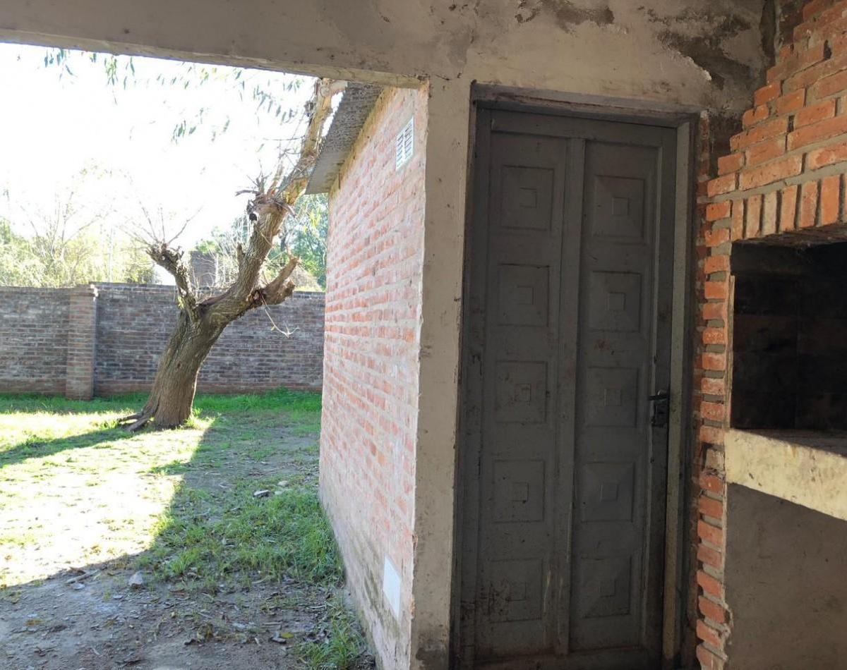 Casa con Cochera y Patio en Adelina Este, Santo Tome 4