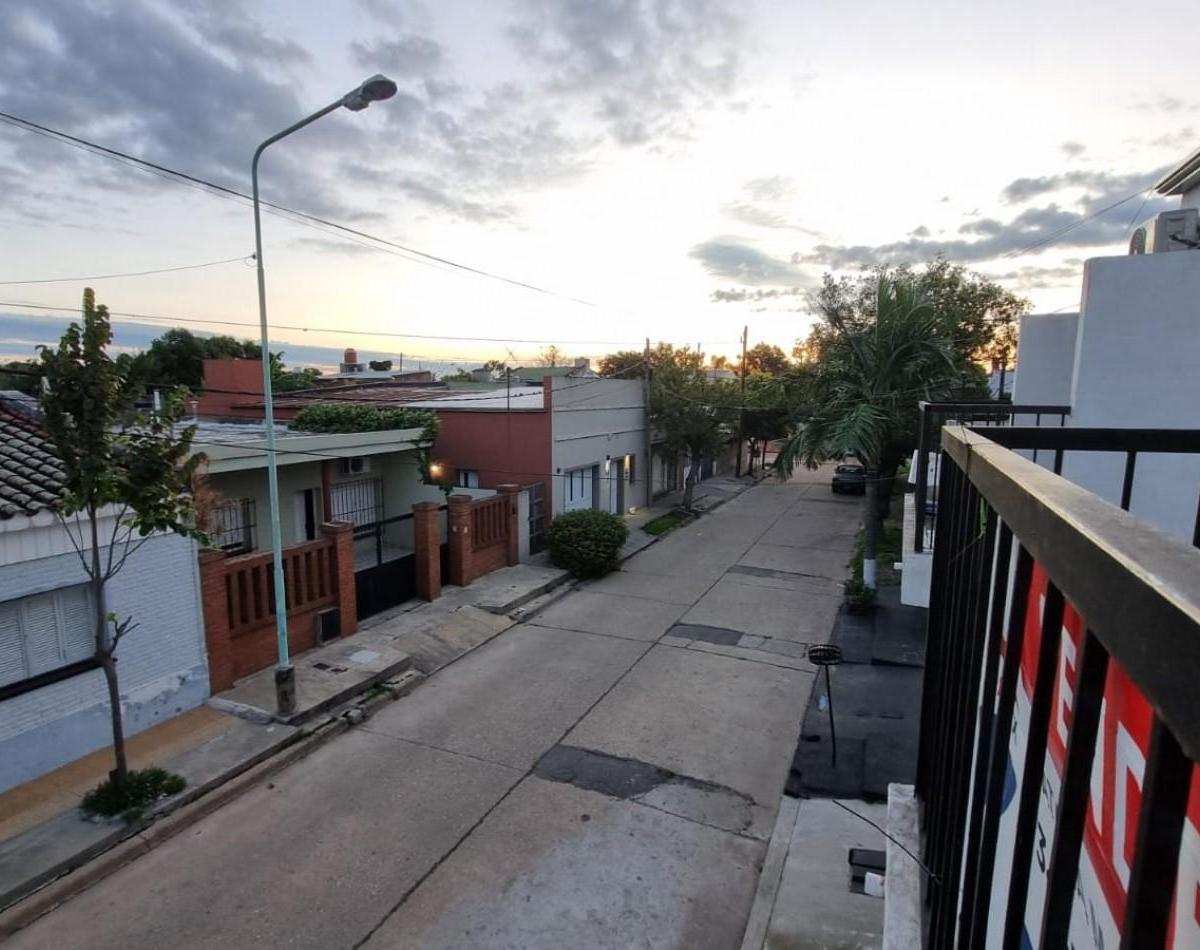 Departamento en Planta Alta, Barrio 7 de Marzo, Santo Tome 2
