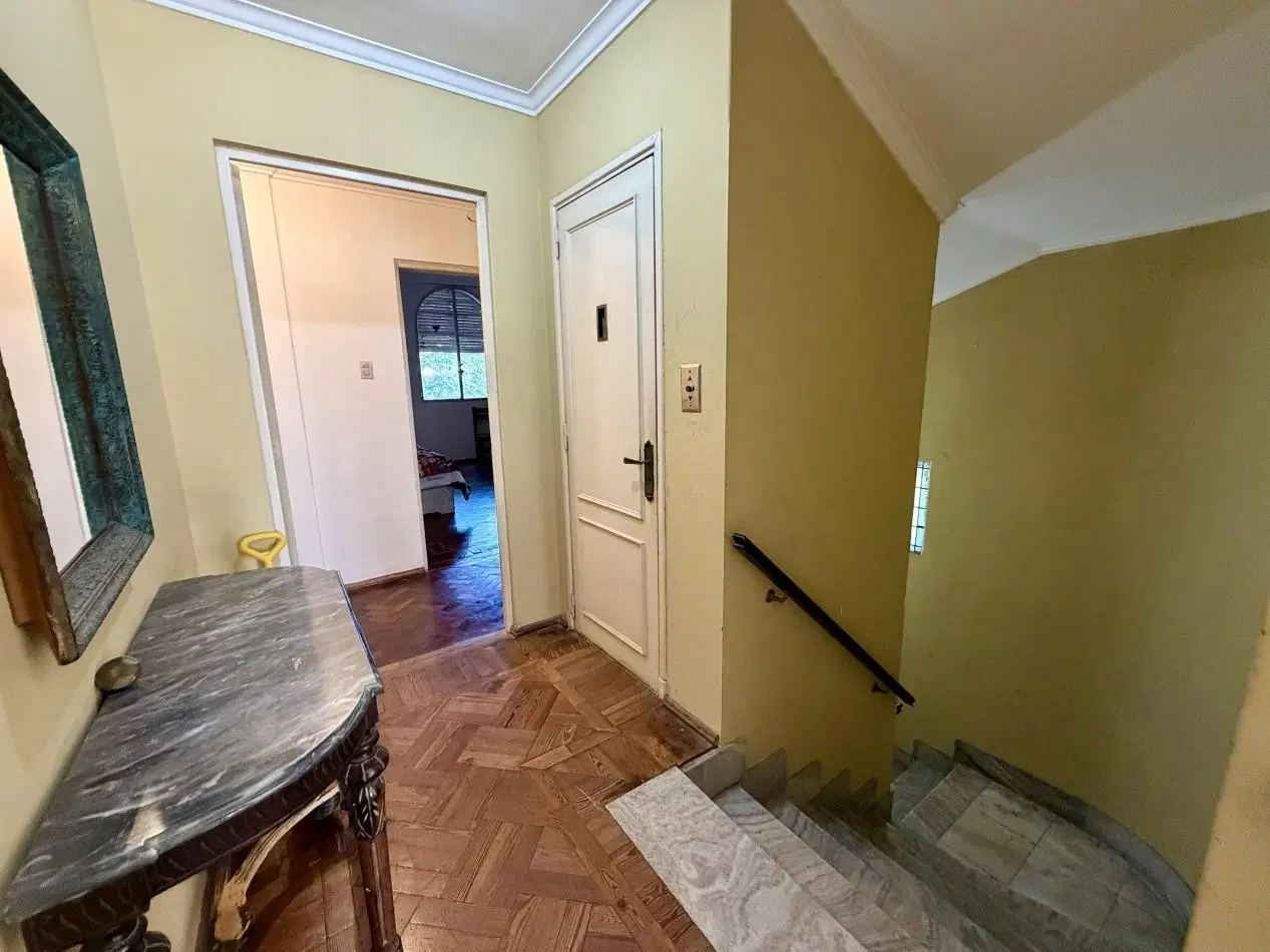 PISO COMPLETO A METROS DE BOULEVARD GALVEZ, SANTA FE 2