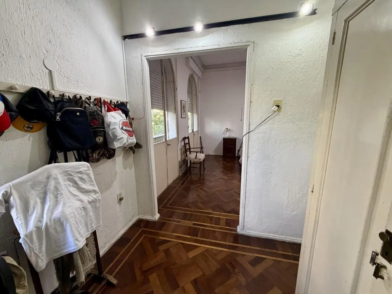 PISO COMPLETO A METROS DE BOULEVARD GALVEZ, SANTA FE 4