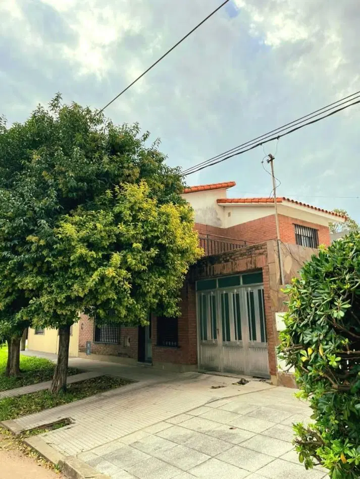 CASA DE 3 DORMITORIOS EN BARRIO GUADALUPE, SANTA FE 2