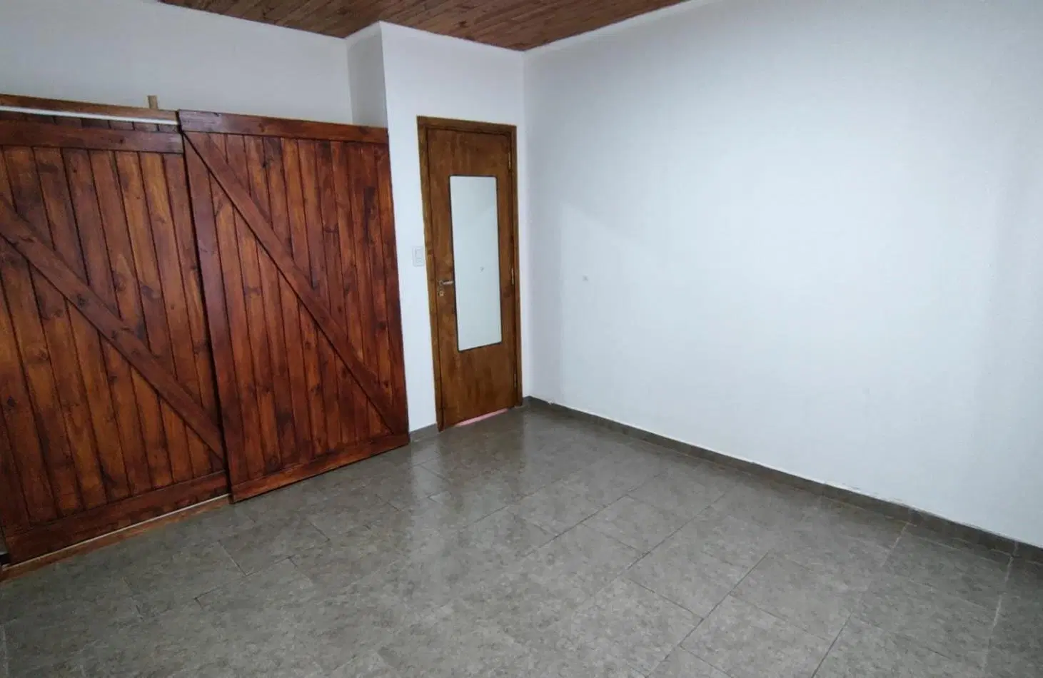 CASA DE DOS DORMITORIOS Y COCHERA, SAUCE VIEJO 2