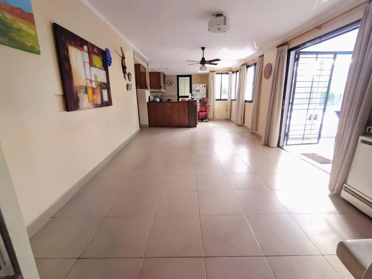 Propiedad con pileta y multiples usos en Las Paltas | Vivienda, consultorio y departamento independi 4