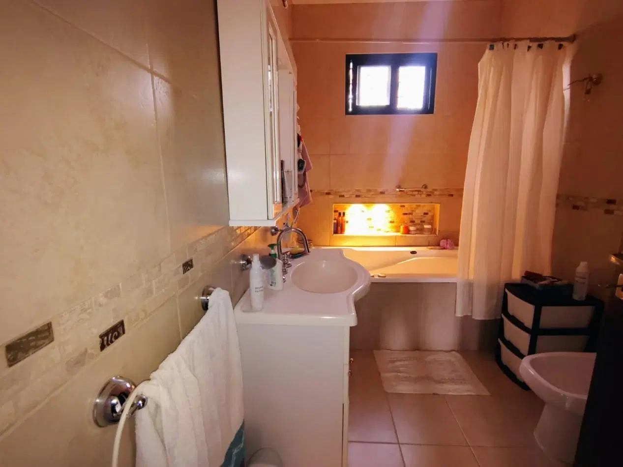 Propiedad con pileta y multiples usos en Las Paltas | Vivienda, consultorio y departamento independi 8