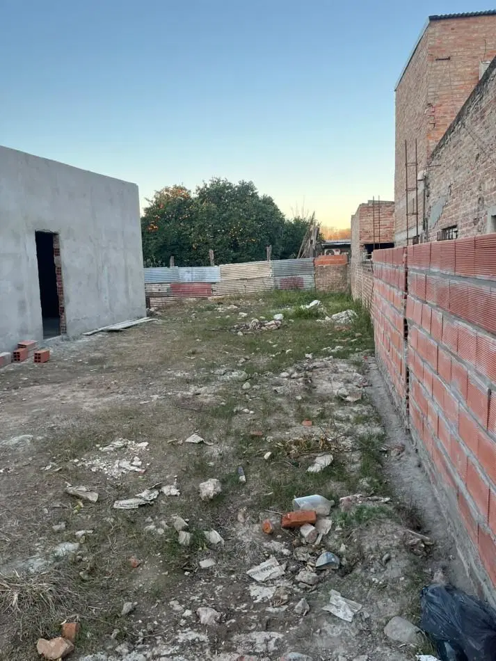 CASA EN CONSTRUCCION EN ZONA NORTE - SANTA FE 4