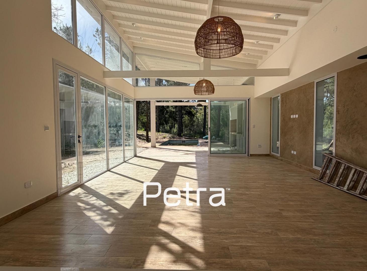 Casa en Venta en Villarobles. Barrio Serena