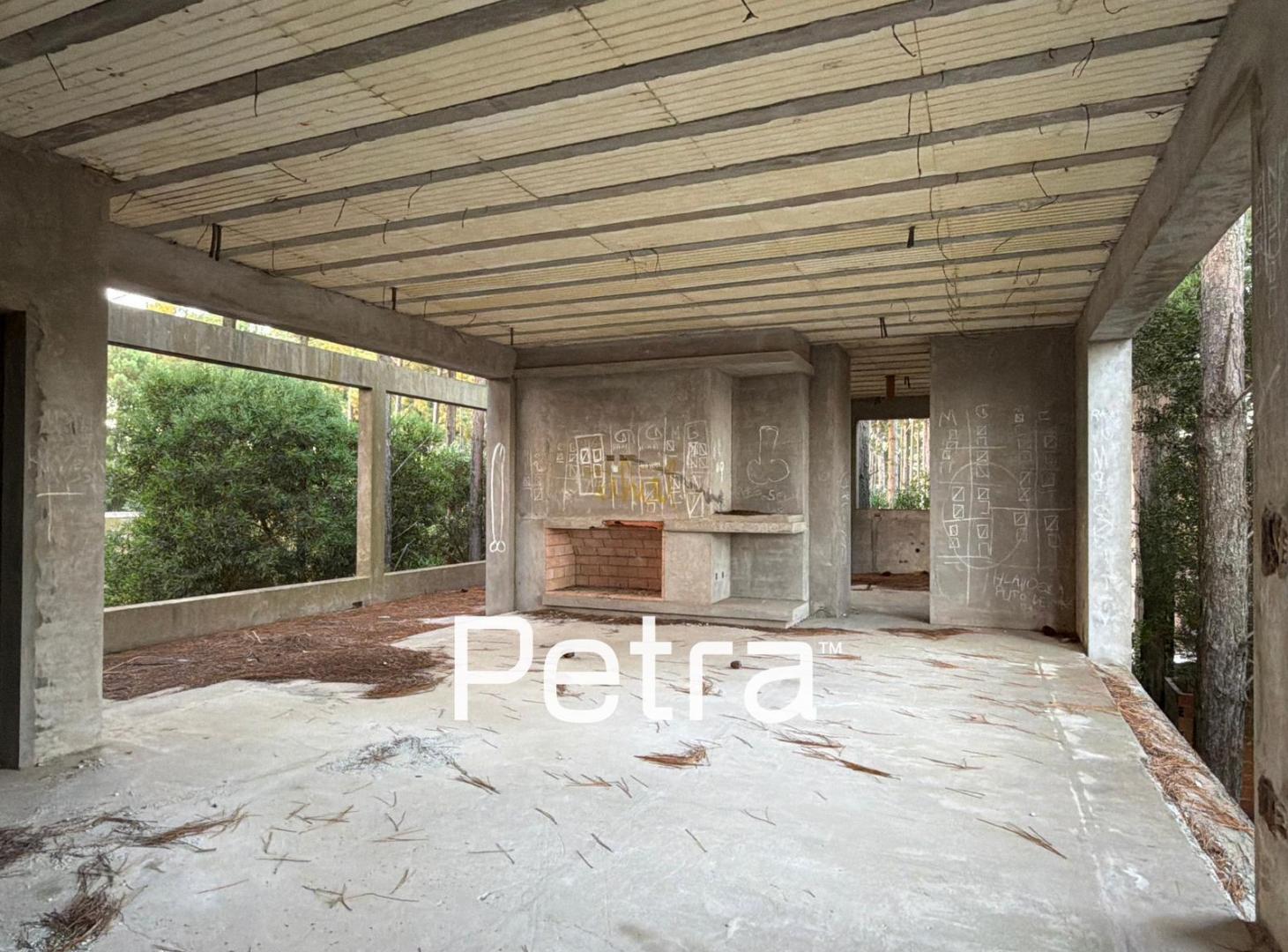Foto de Casa en Venta en Pinamar. A terminar, imagen 3