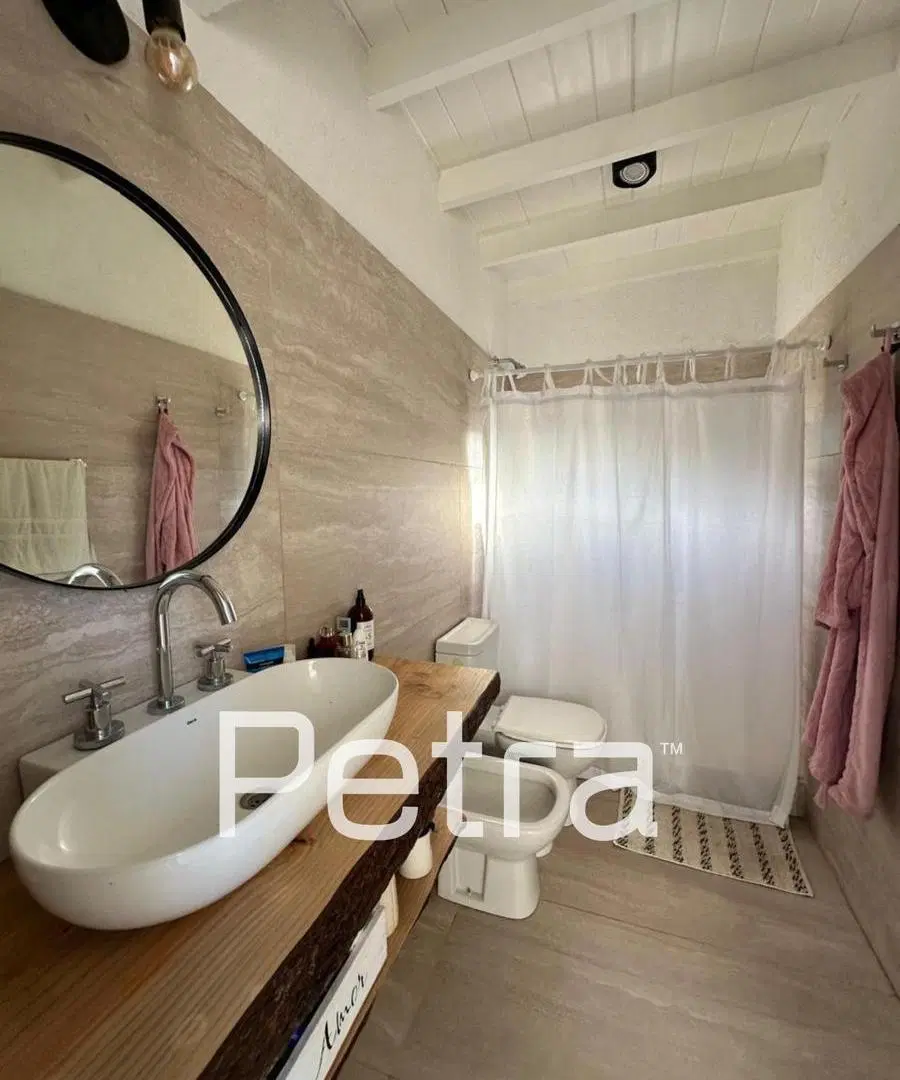 Casa en Venta en Carilo 5