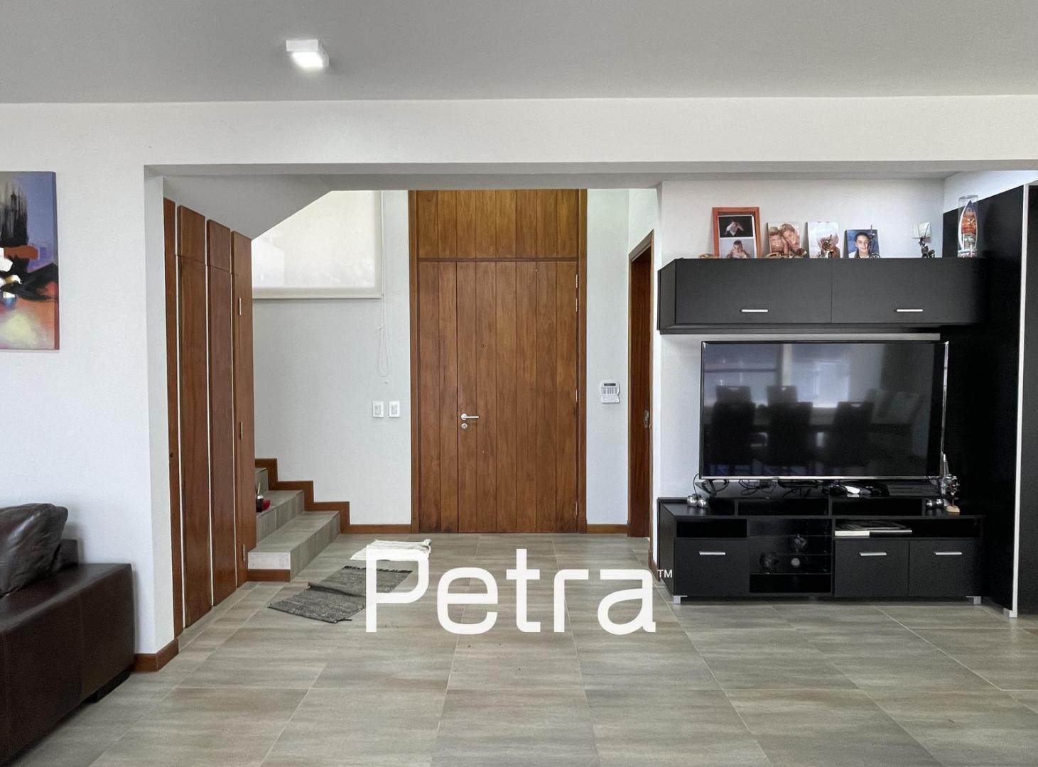 Foto de Casa en Venta en Pinamar - Barrio Álamos, imagen 3