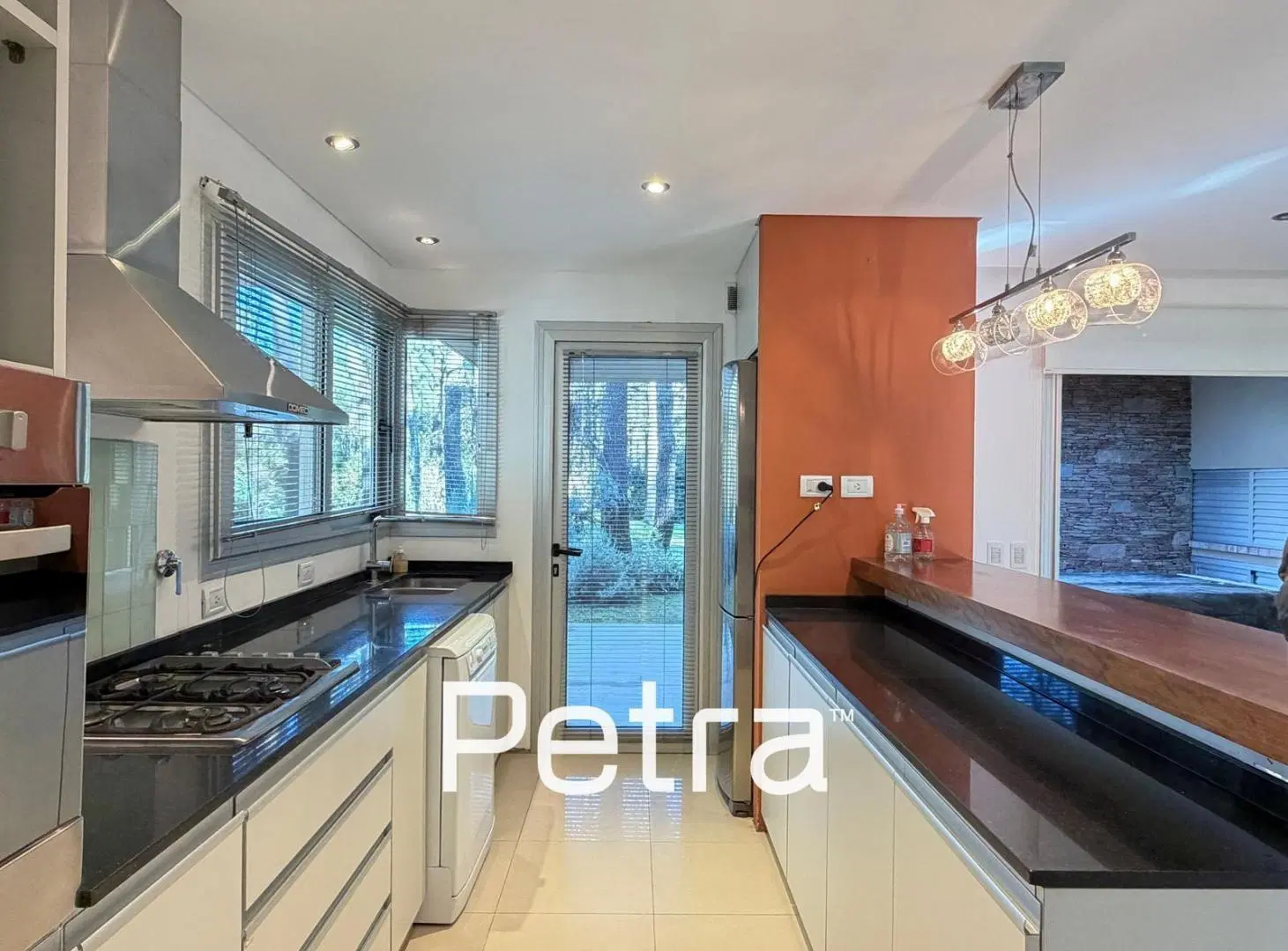 Casa en Venta en Pinamar - Barrio La Herradura 8