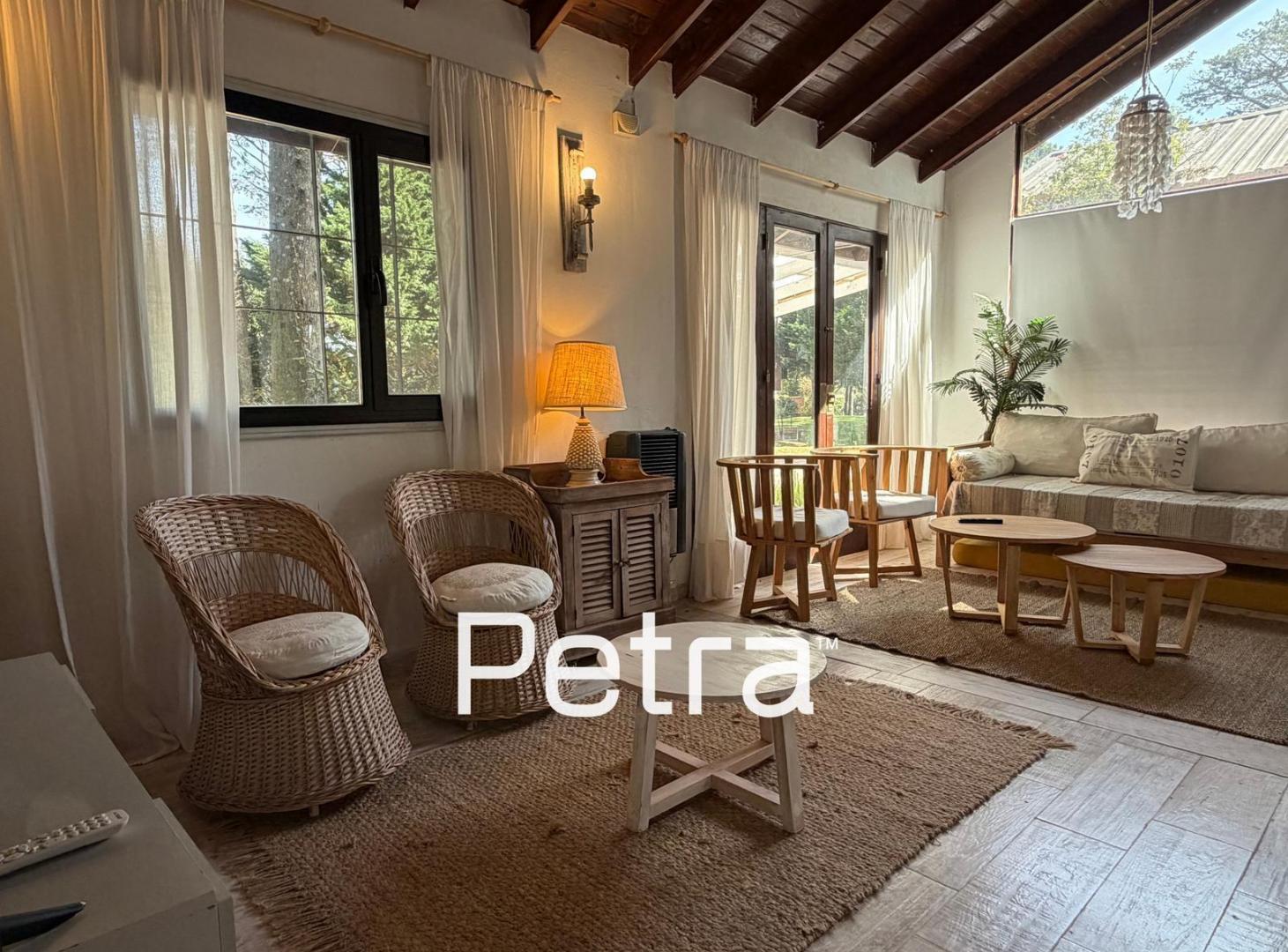 Foto de Casa en Venta en Pinamar, imagen 1