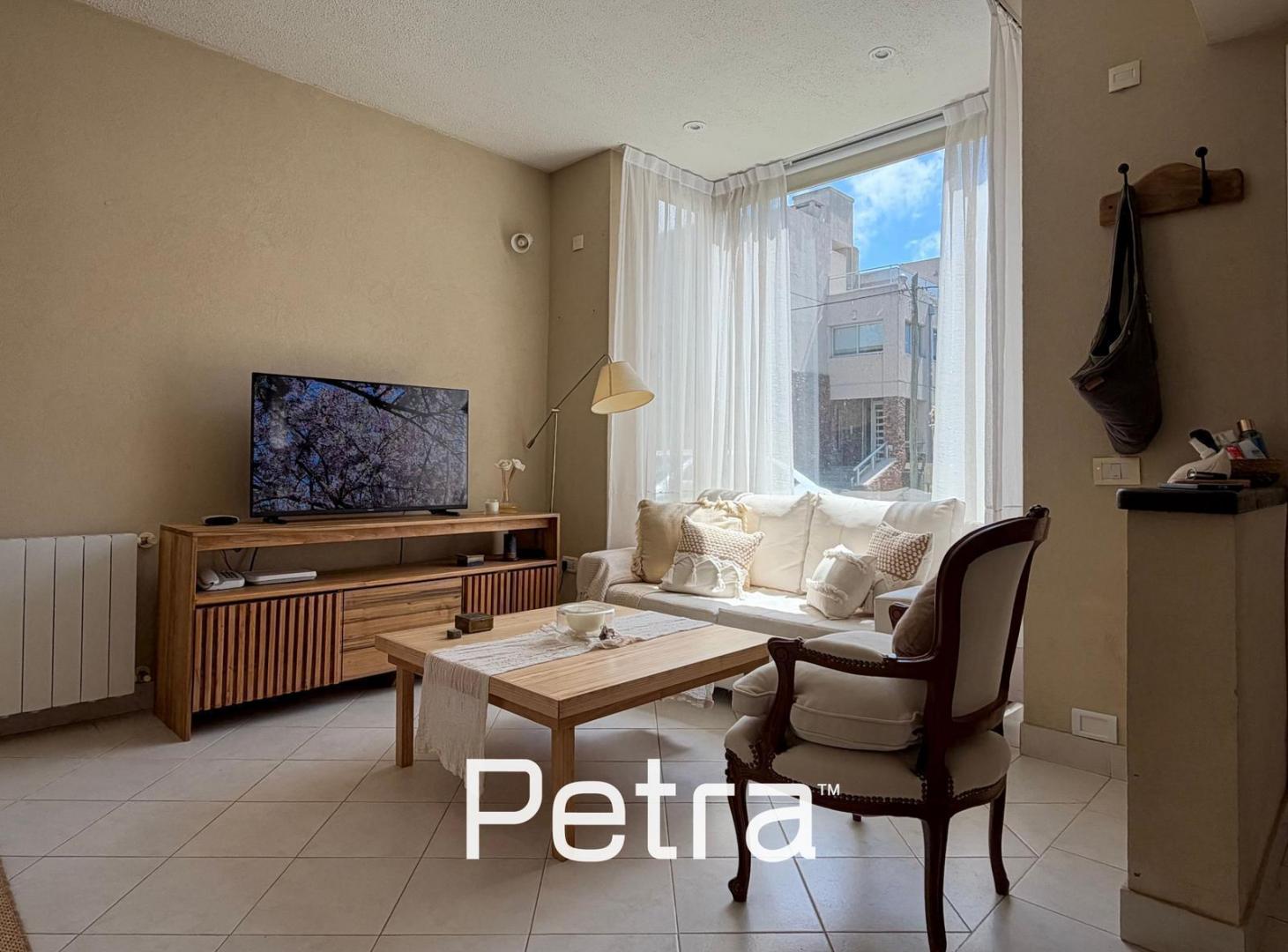 Foto de Departamento Triplex en Venta en Pinamar, imagen 3