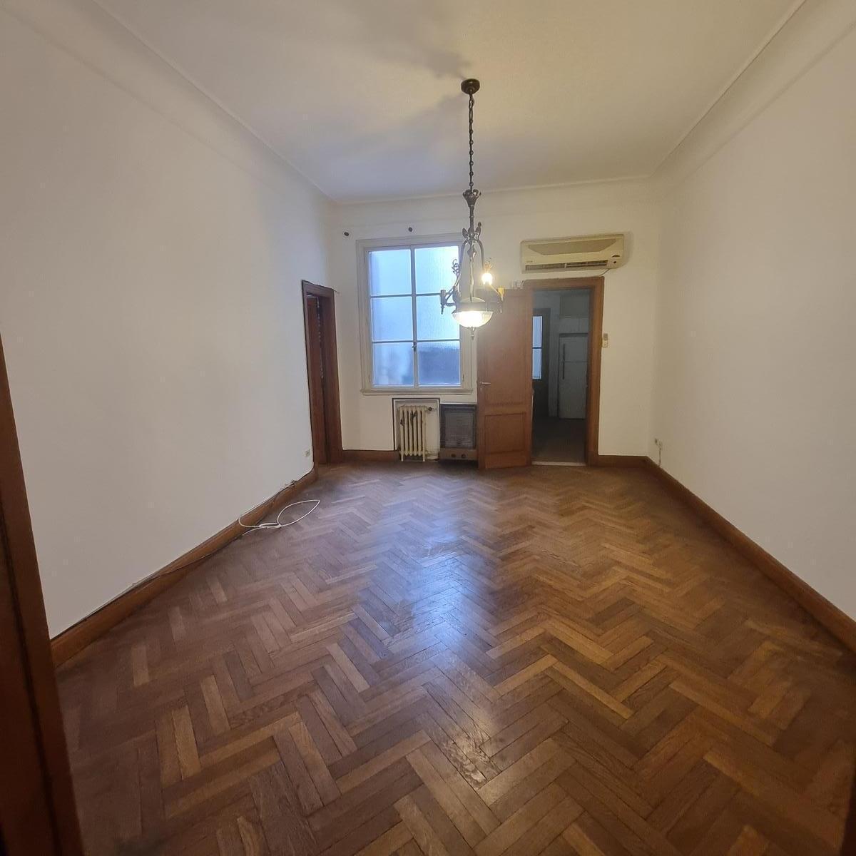 Departamento en Venta, Zona Exclusiva Centro Semi Piso 4 Dorm. 2