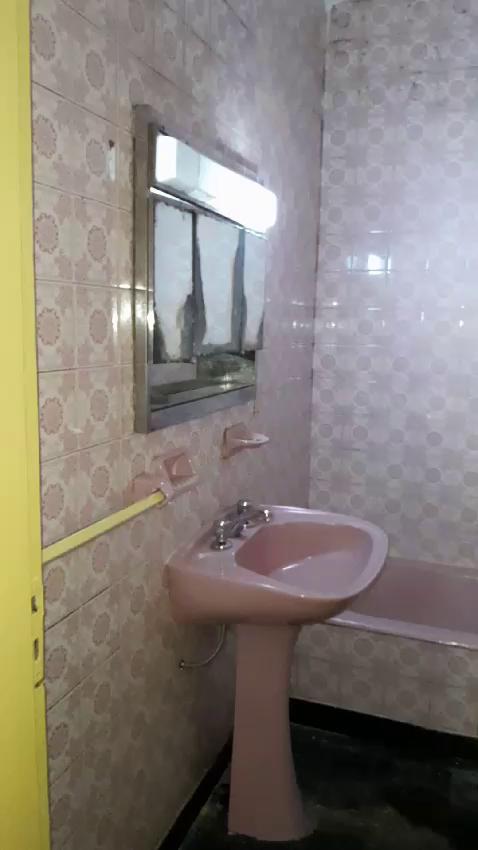 CASA DE 5 AMBIENTES CON FONDO A 600 MTS. DE AV. MITRE - SARANDÍ, AVELLANEDA