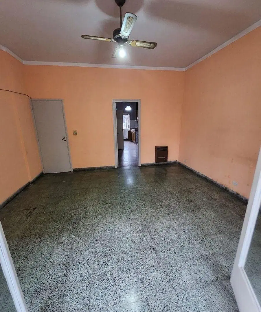 Departamento tipo casa a metros de Av Mitre 2