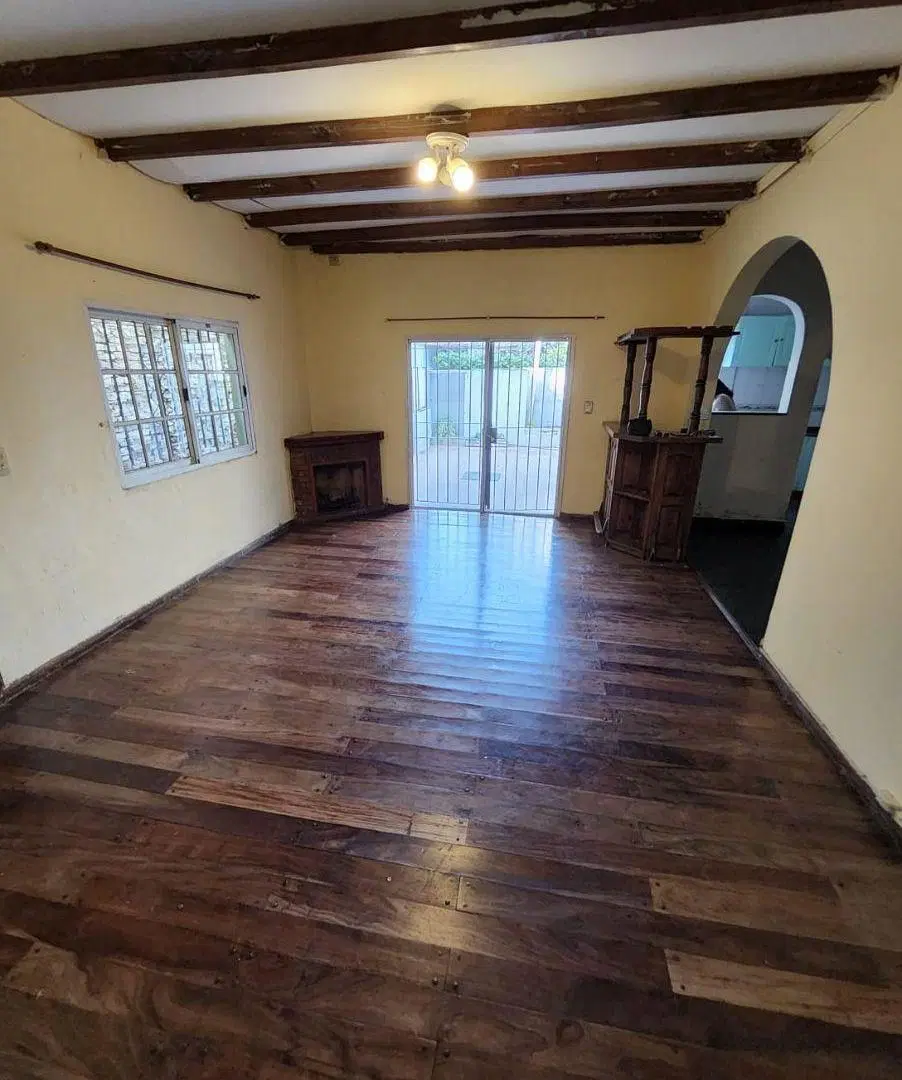 Tipo casa con patio apto mascotas 4