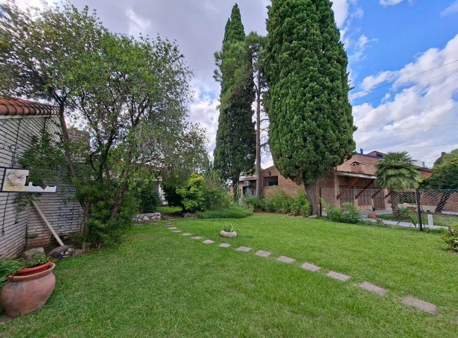 OPORTUNIDAD CERRO DE LAS ROSAS - CASA 6 DORM 5