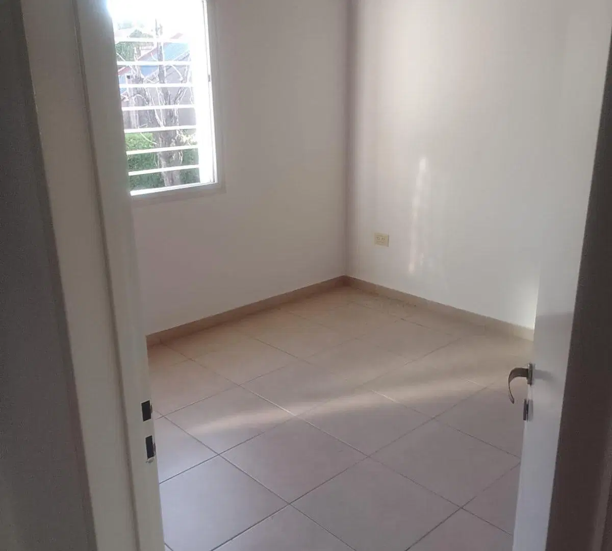 ARGUELLO - ALQUILER DUPLEX 2 DORM 5