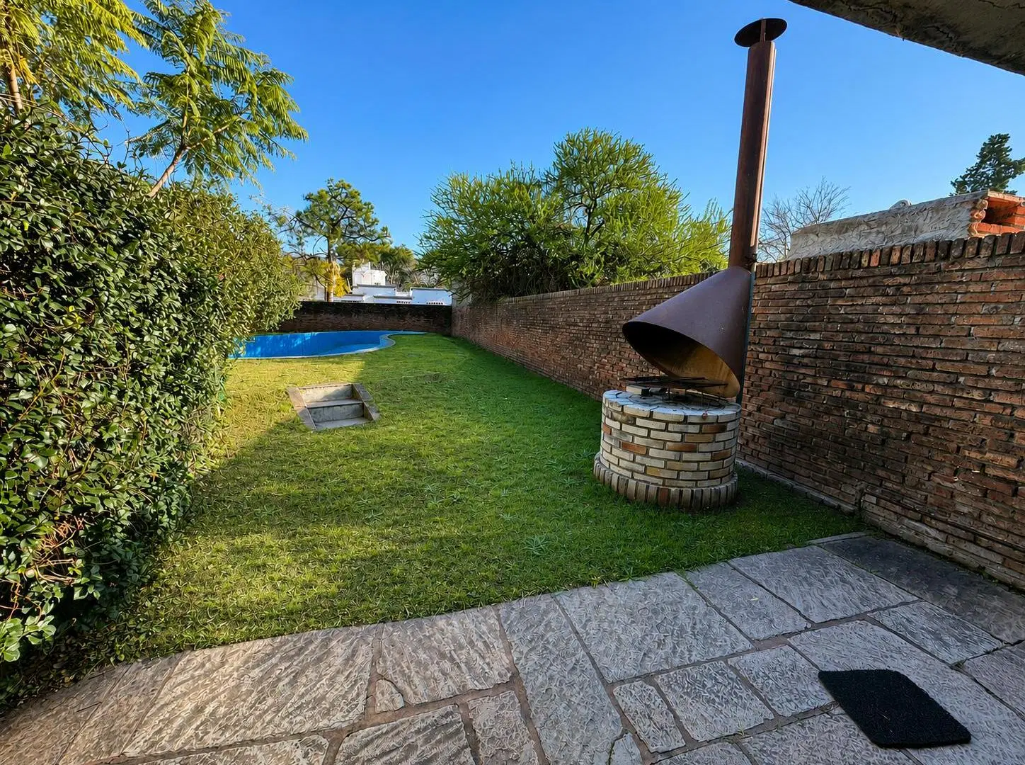 Villa Centenario | 3 dormitorios, pileta y 705 m² de terreno - GRAN OPORTUNIDAD DE INVERSION 5