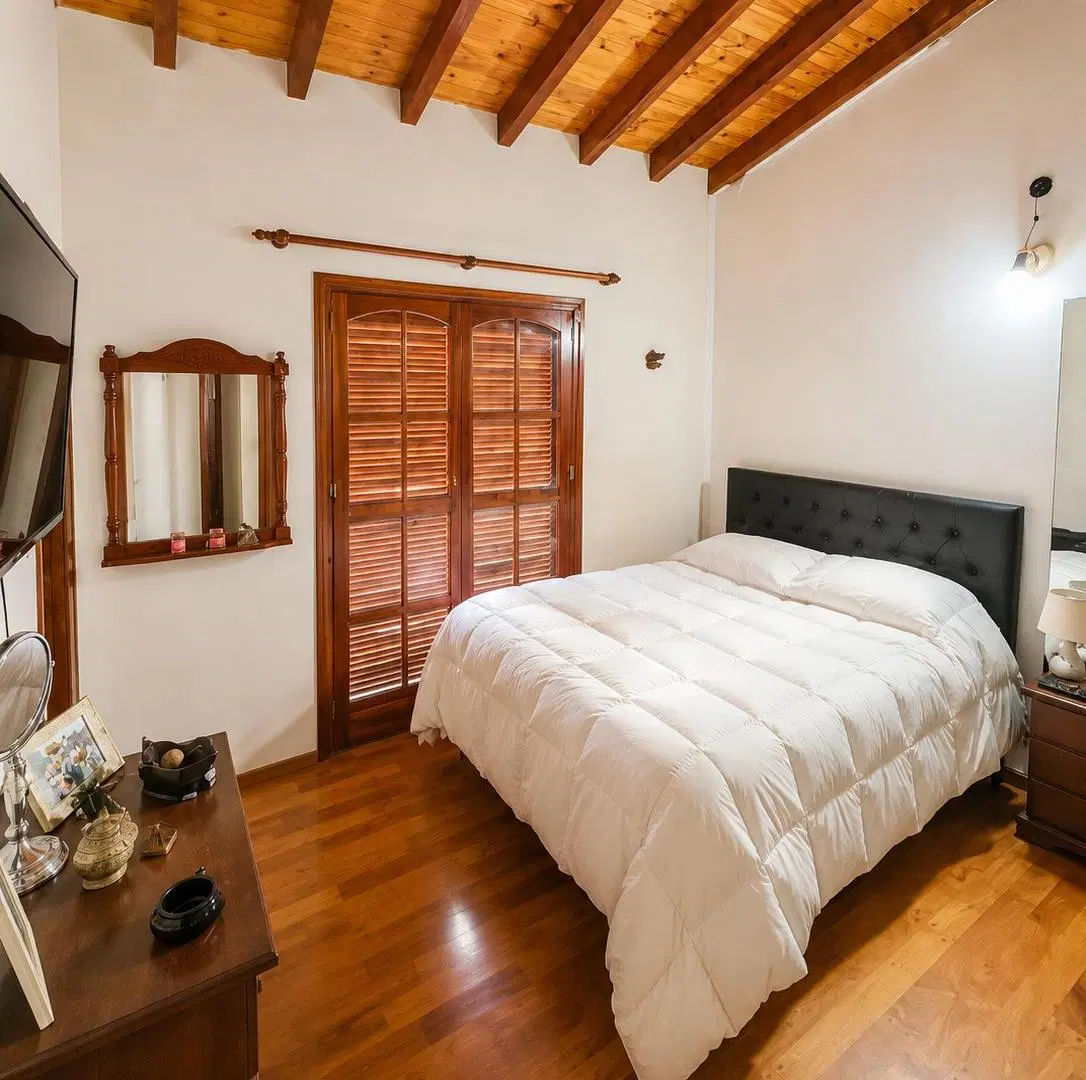 GRANJA DE FUNES I EXCLUSIVA CASA DE CATEGORÍA | 5 DORMITORIOS - PISCINA - 690 m² - APTA CRÉDITO 4
