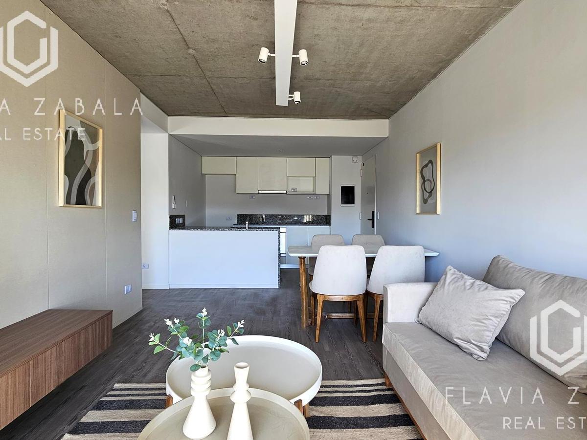 Venta Departamento Tres Ambientes. Balcón Corrido. Barracas 3