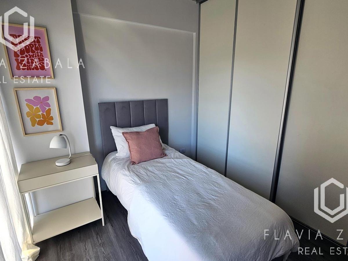 Venta Departamento Tres Ambientes. Balcón Corrido. Barracas 4