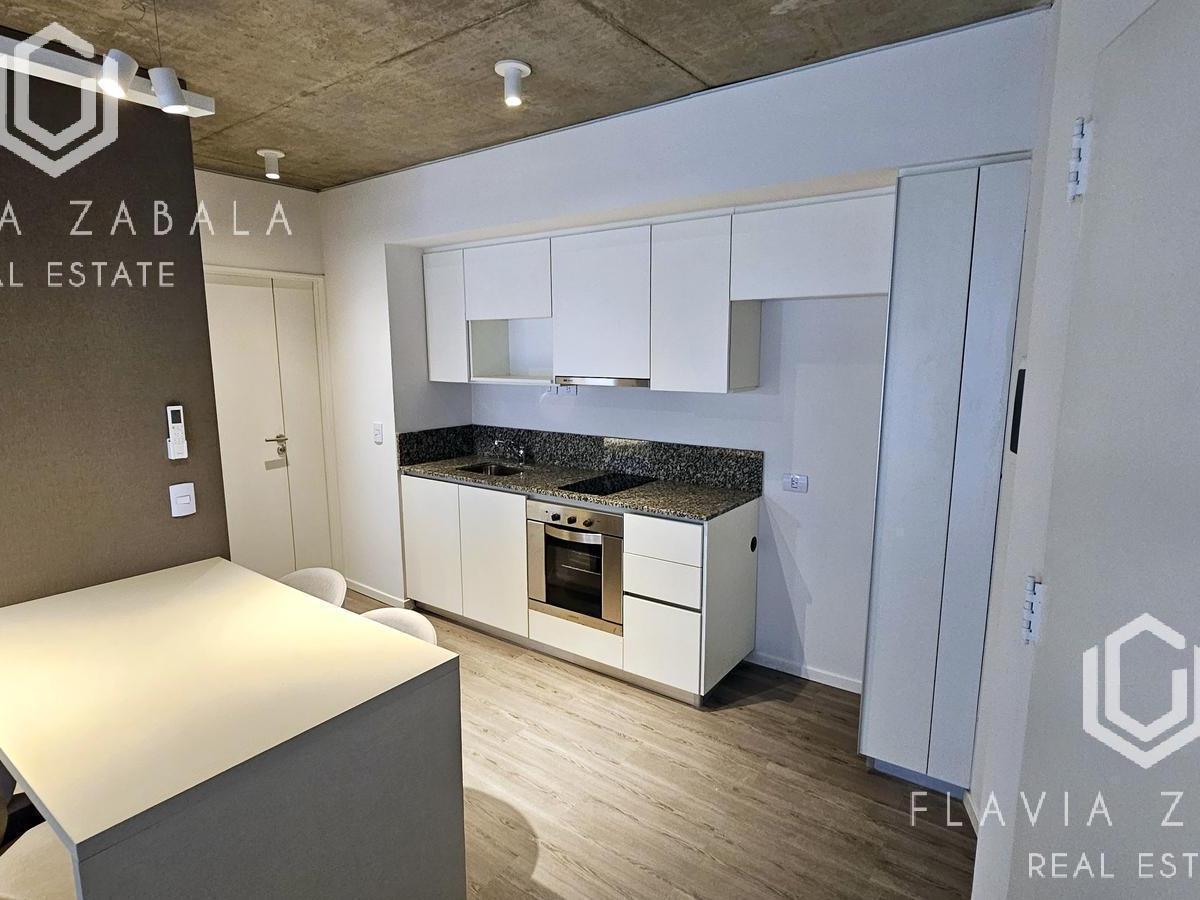 Venta Departamento Dos Ambientes. Balcón. Barracas 2