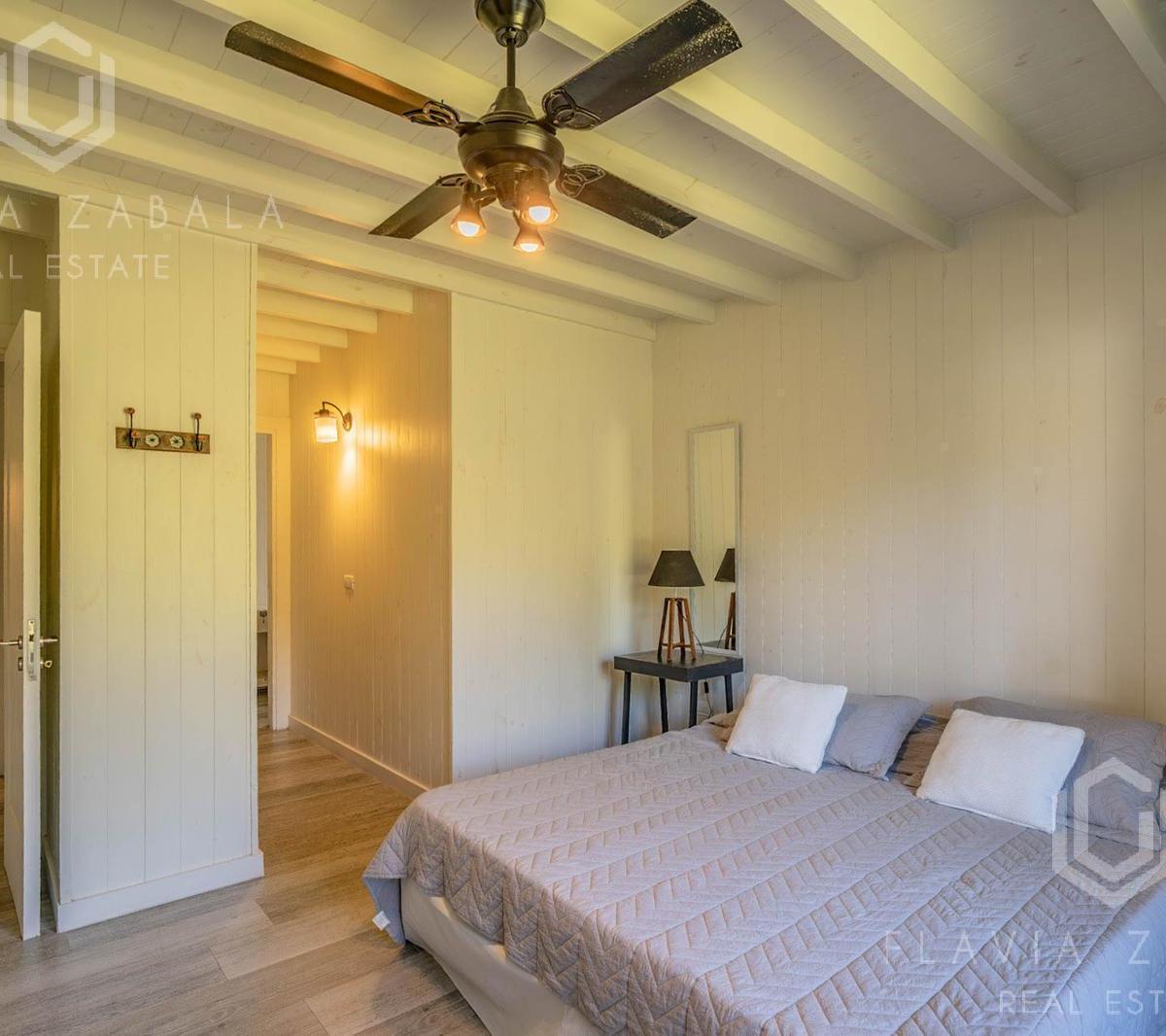 Venta Casa Cinco Ambientes en Senderos IV. Pileta. Jacuzzi. 4